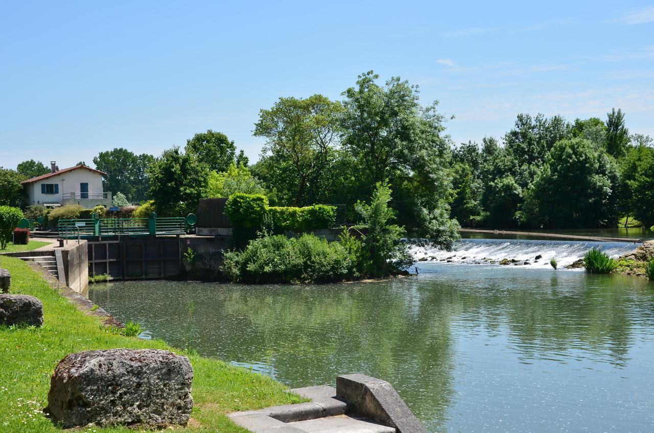 La Tonnellerie Châteauneuf-sur-Charente Exterior foto
